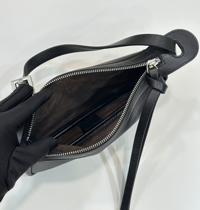 fendi-simply-black-gallery-8