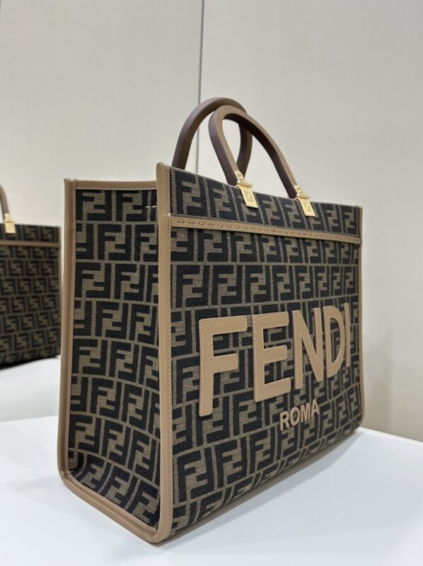 fendi-sunshine-tote-brown-monogram-gallery-1