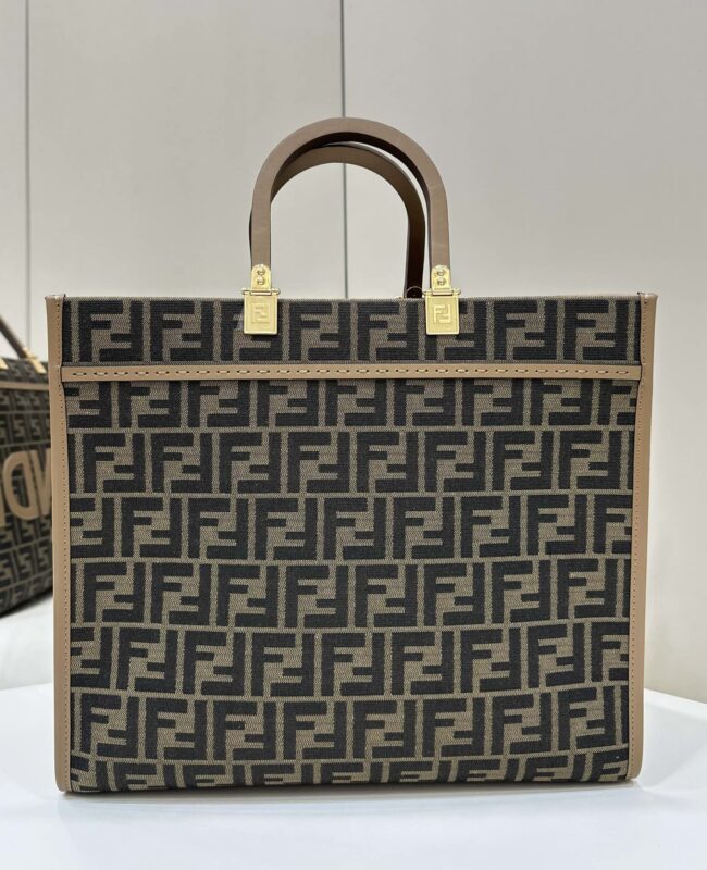 fendi-sunshine-tote-brown-monogram-gallery-2