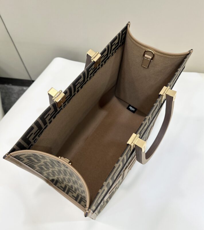 fendi-sunshine-tote-brown-monogram-gallery-8