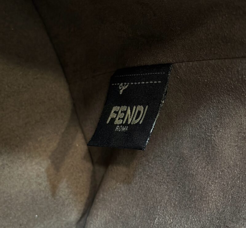 fendi-tresor-mini-bucket-white-gallery-4