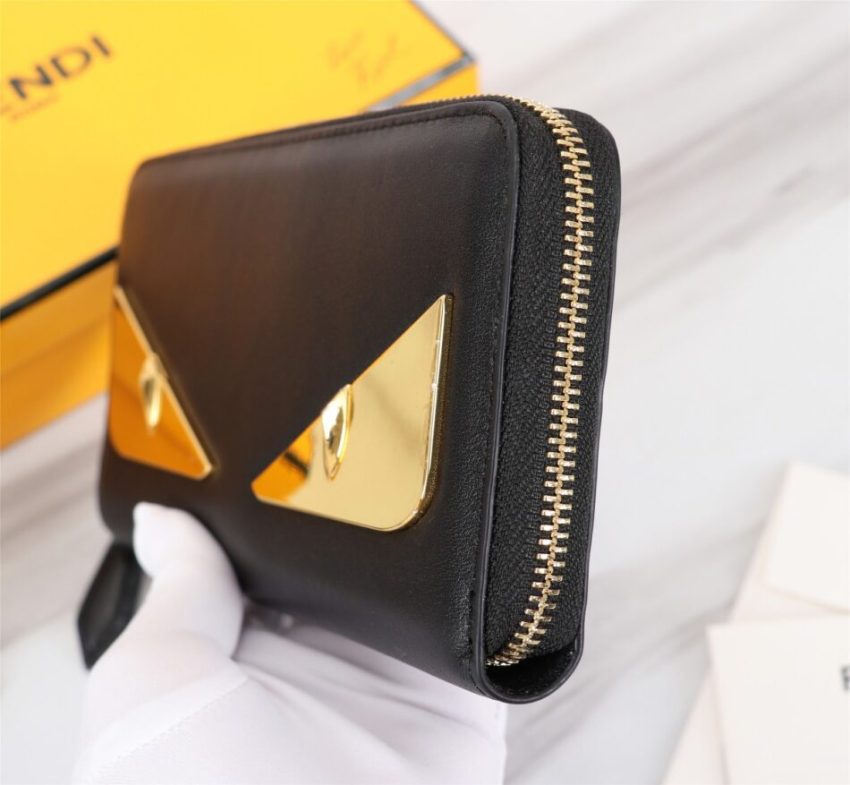 fendi-yellow-eyes-wallet-gallery-3