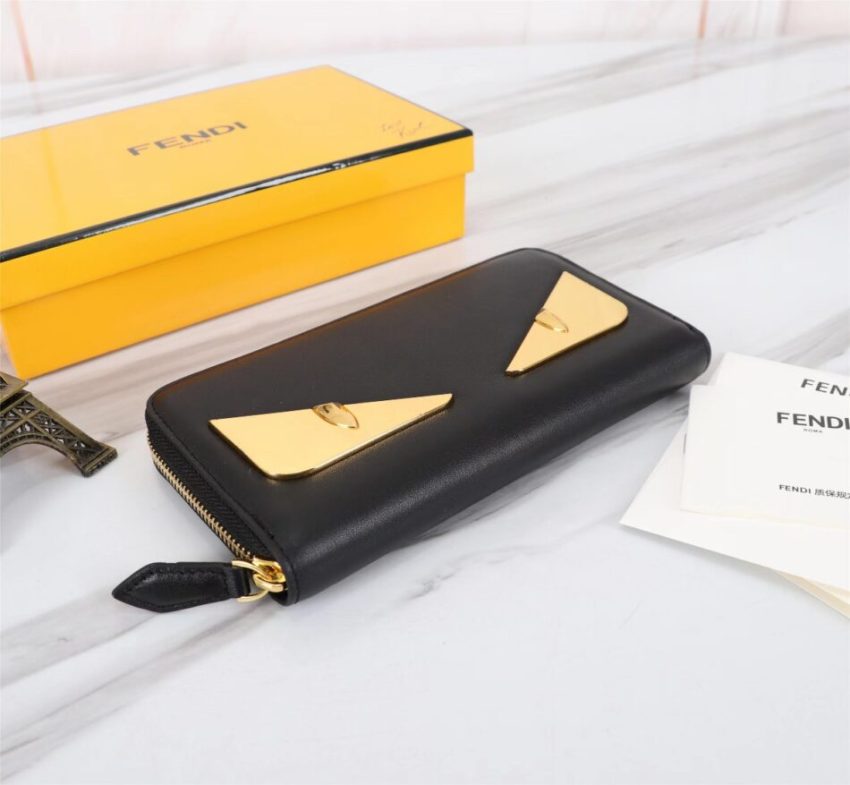 fendi-yellow-eyes-wallet-gallery-4