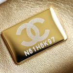g1-16 CHANEL CF 20 cm Golden Ball White - fake chanel golden ball white detail 1