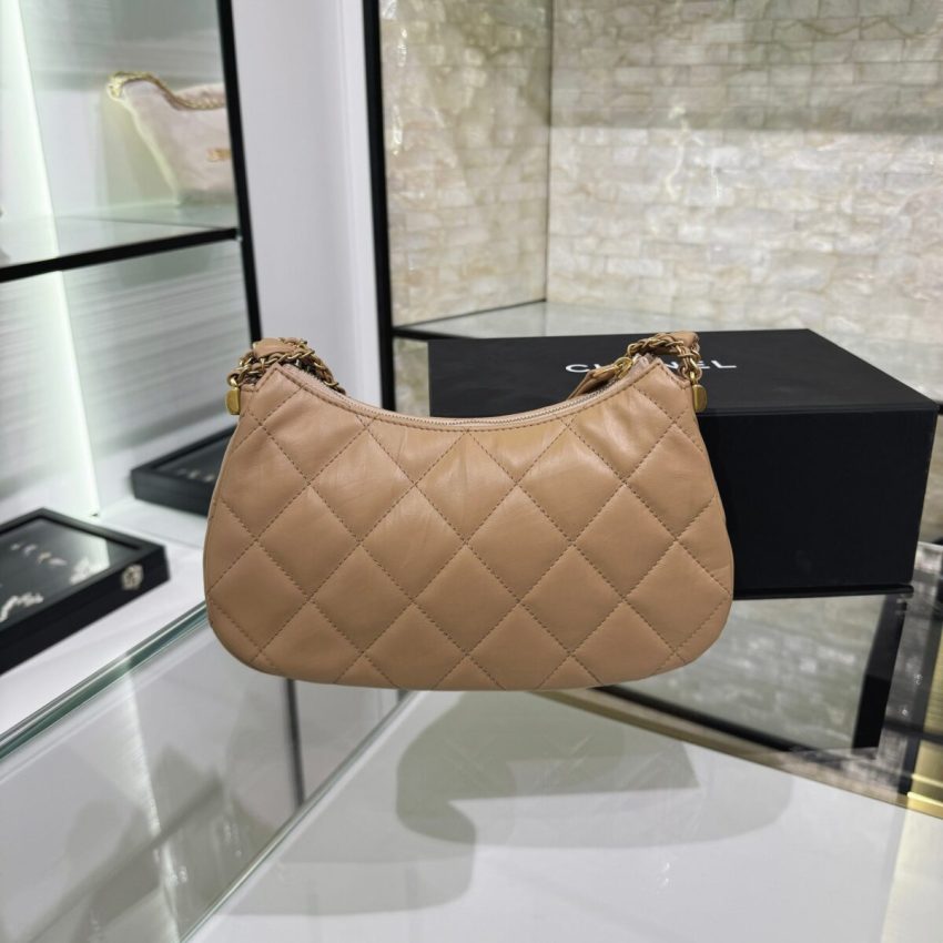 g1-2 CHANEL 23k Large Caramel - chanel large caramel dupe detail 1