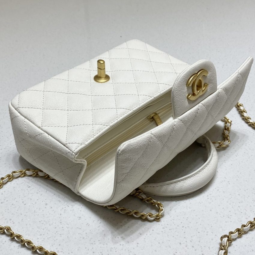 CHANEL CF Handle White - fake chanel cf handle white detail 2