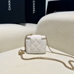 g2-25 CHANEL 23P Heart Lipstick Bag White - fake chanel heart lipstick white detail 2