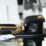 g2-5 CHANEL Le Boy Black - chanel boy bag black dupe detail 2
