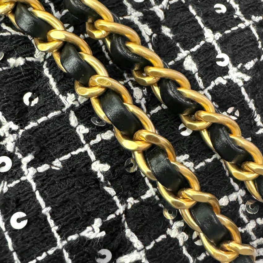 g3-1 CHANEL 23k Kelly Wool - chanel kelly wool dupe detail 3