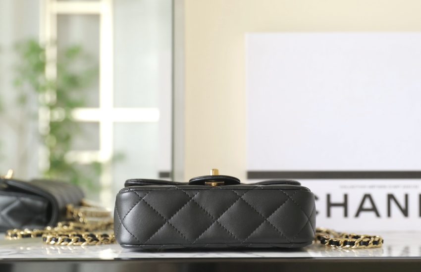 g3-24 CHANEL CF 19 cm Handle Black - chanel mini flap handle black replica detail 3