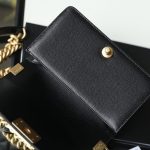 g3-5 CHANEL Le Boy Black - chanel boy bag black dupe detail 3