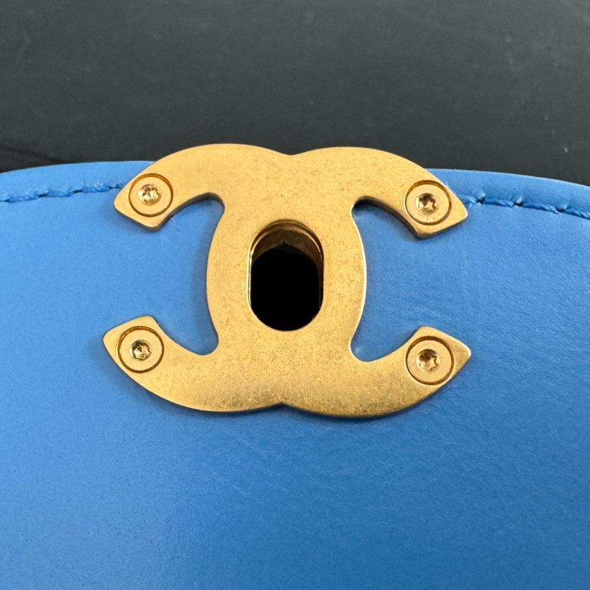 g3 CHANEL 23k Kelly Sky Blue - fake chanel kelly sky blue detail 3
