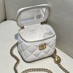 g4-25 CHANEL 23P Heart Lipstick Bag White - fake chanel heart lipstick white detail 4