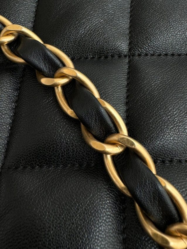 CHANEL 24p Hobo Underarm Bag - fake chanel underarm hobo detail 5