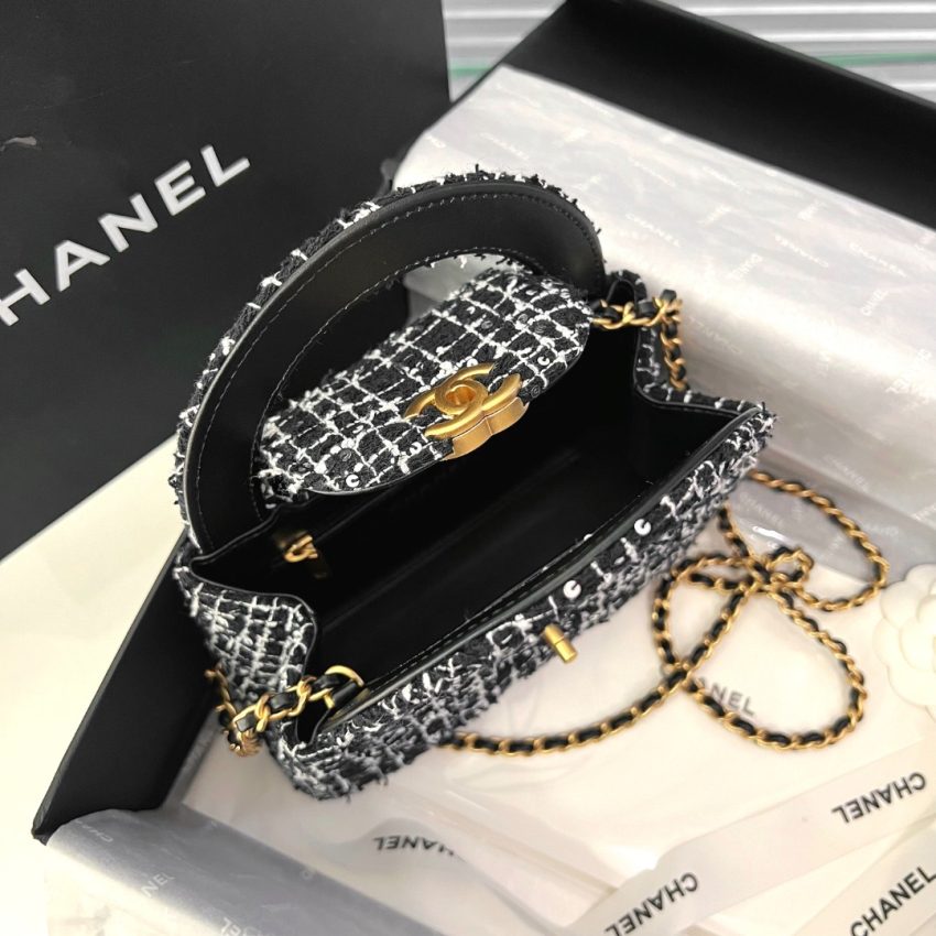 g6-1 CHANEL 23k Kelly Wool - chanel kelly wool dupe detail 6