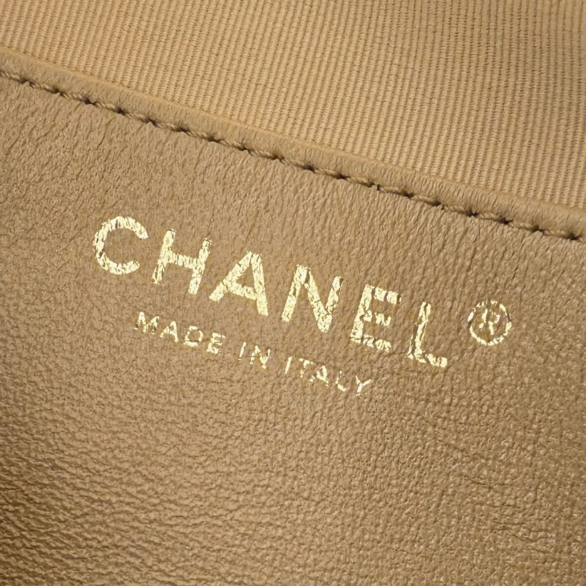 g6-2 CHANEL 23k Large Caramel - chanel large caramel dupe detail 6