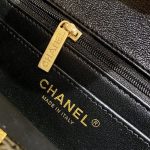 g6-21 CHANEL CF 20 cm Handle Black - chanel classic handle black dupe detail 6