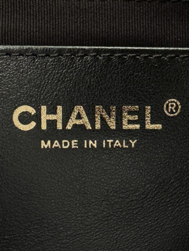 CHANEL 24p Hobo Underarm Bag - fake chanel underarm hobo detail 6
