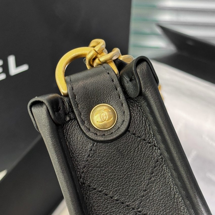 g8-15 CHANEL 24s Hobo Black - chanel 24s hobo black replica detail 8