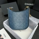 g9-1 CHANEL 23S Hobo Denim - chanel denim hobo dupe detail 9