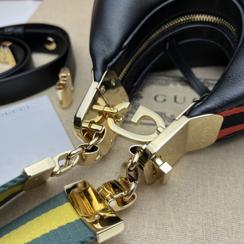 gucci-attache-canvas-black-gallery-3