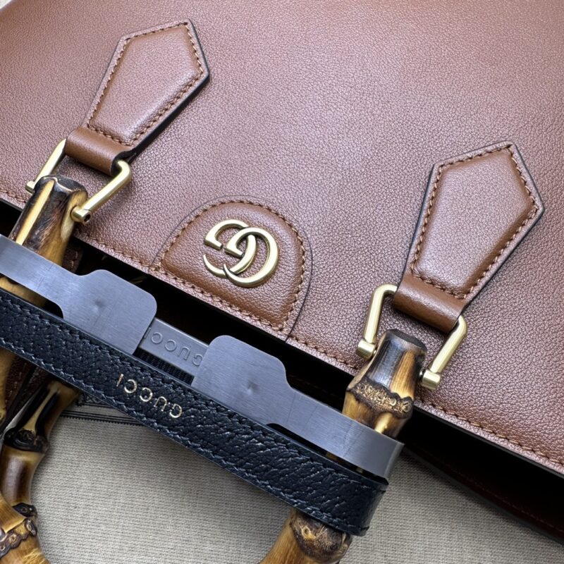 gucci-diana-medium-tote-bag-brown-gallery-1
