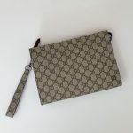 gucci-gg-canvas-pouch-beige-gallery-5