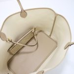 gucci-gg-large-tote-bag-beige-gallery-1
