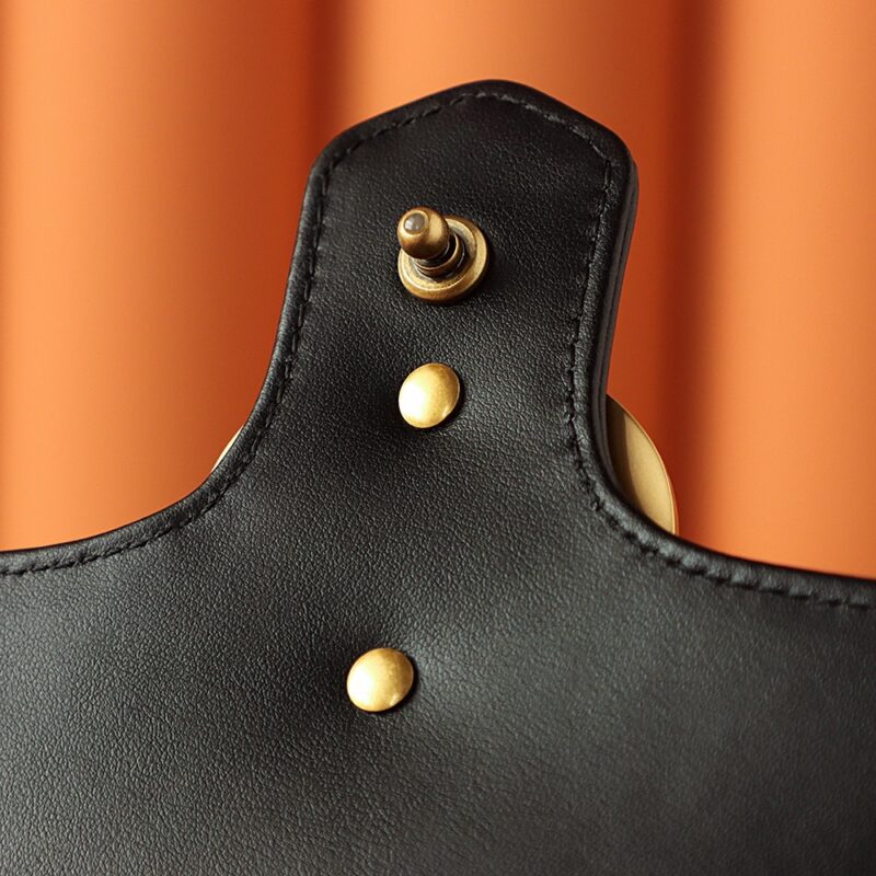 gucci-gg-marmont-square-black-gallery-10