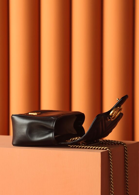 gucci-gg-marmont-square-black-gallery-2