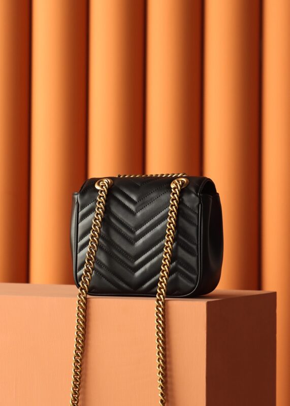 gucci-gg-marmont-square-black-gallery-5