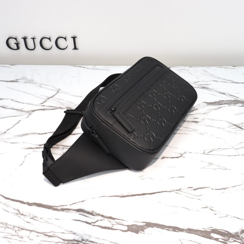 gucci-gg-rubber-belt-bag-gallery-4
