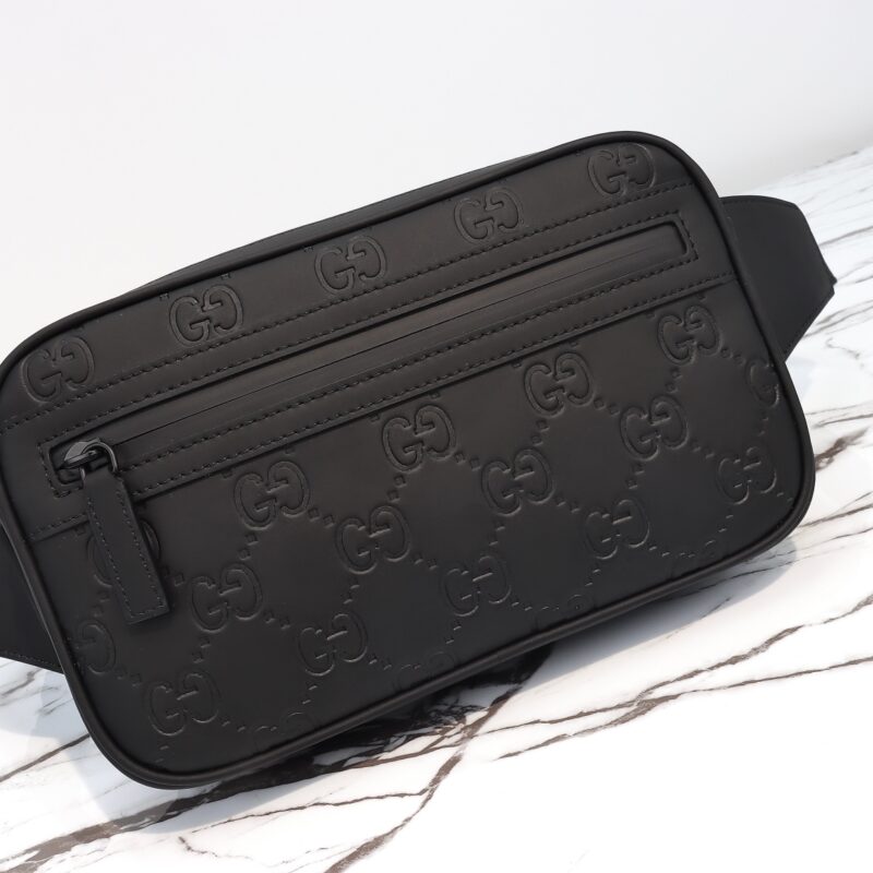 gucci-gg-rubber-belt-bag-gallery-5