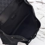 gucci-gg-supreme-backpack-black-gallery-1