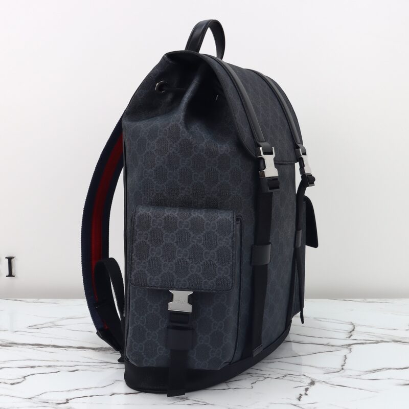 gucci-gg-supreme-backpack-black-gallery-12
