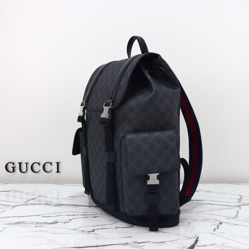 gucci-gg-supreme-backpack-black-gallery-9