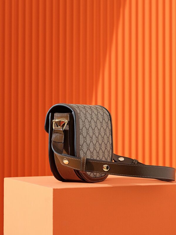 gucci-horsebit-1995-semi-circular-canvas-gallery-1