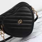 gucci-interlocking-g-mini-heart-black-gallery-2