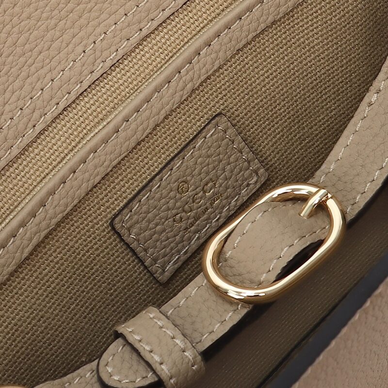 gucci-jackie-tote-hook-closure-beige-gallery-1