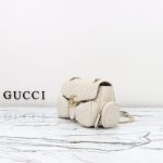 gucci-marmont-2-0-gg-shoulder-bag-white-gallery-1