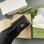 gucci-marmont-card-holder-black-gallery-1