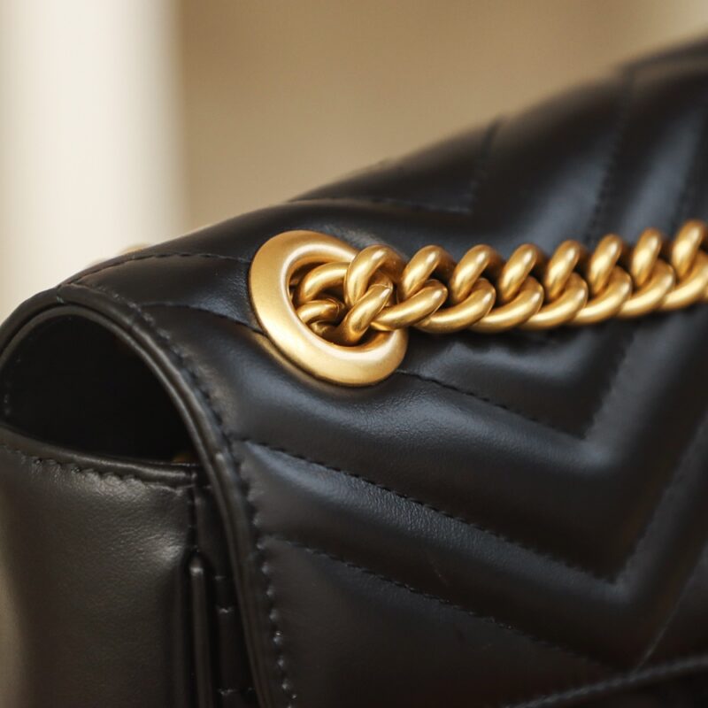 gucci-marmont-medium-black-gallery-13