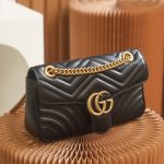 gucci-marmont-medium-black-gallery-6