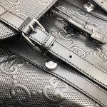 gucci-medium-backpack-full-beige-gallery-1
