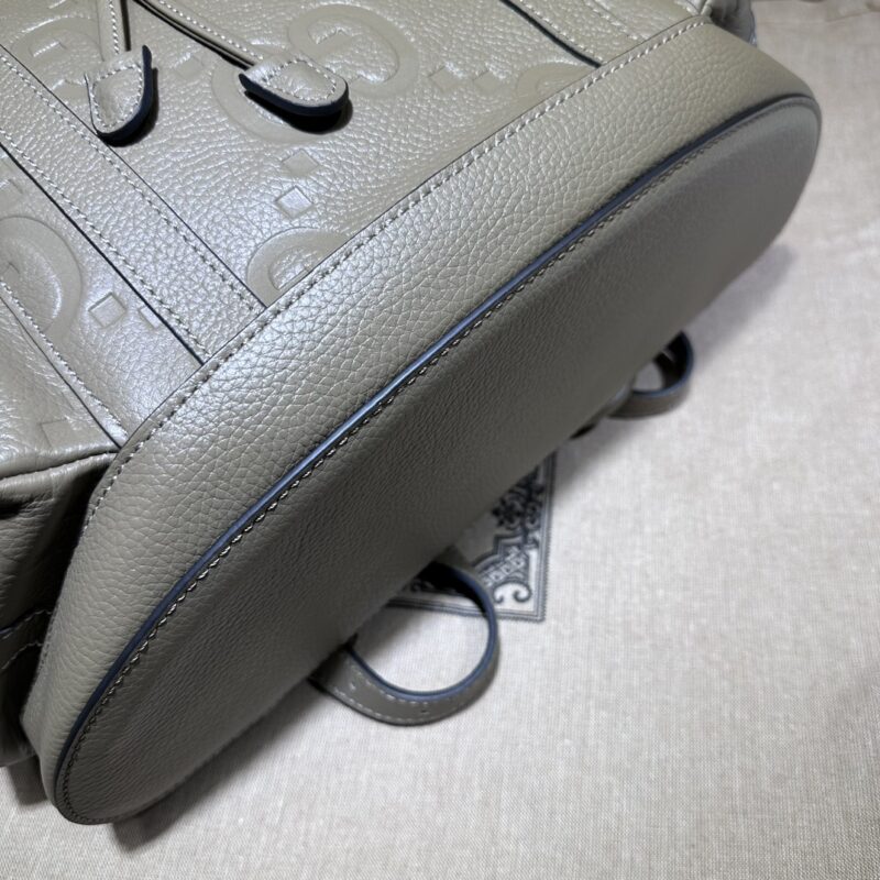 gucci-medium-backpack-full-beige-gallery-5