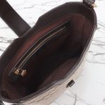 gucci-medium-bucket-beige-gallery-8