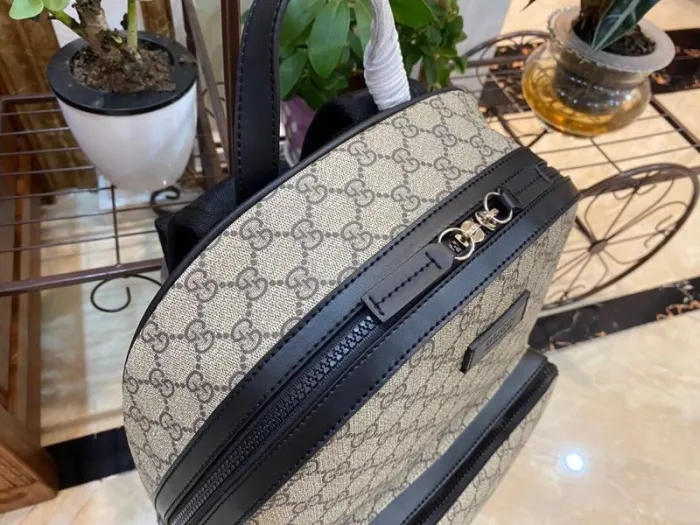 gucci-medium-gg-backpack-with-tag-gallery-1