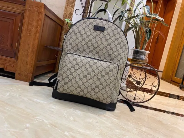 gucci-medium-gg-backpack-with-tag-gallery-10