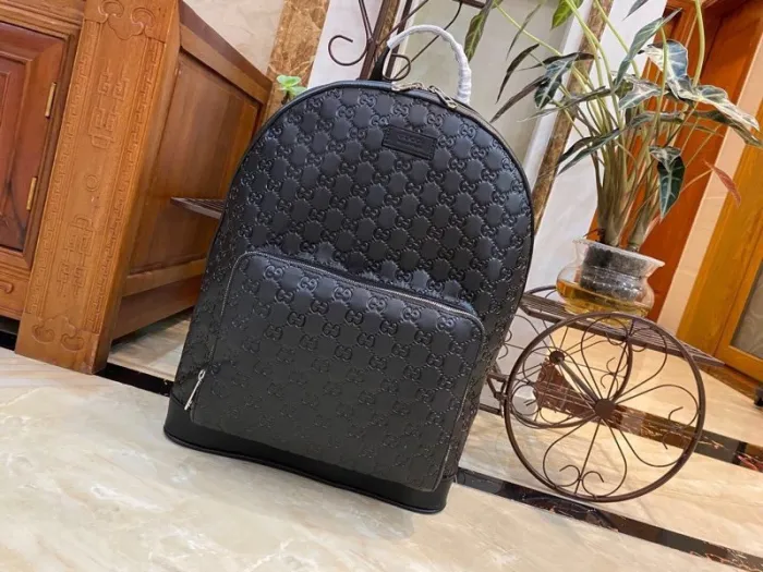 gucci-medium-gg-backpack-with-tag-gallery-2