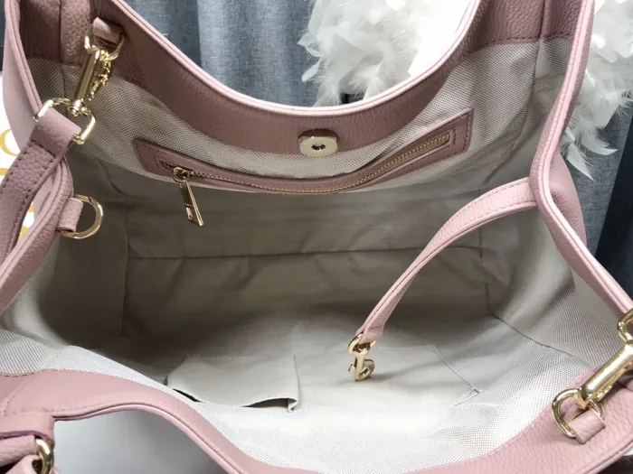 gucci-soho-interlocking-g-gallery-2
